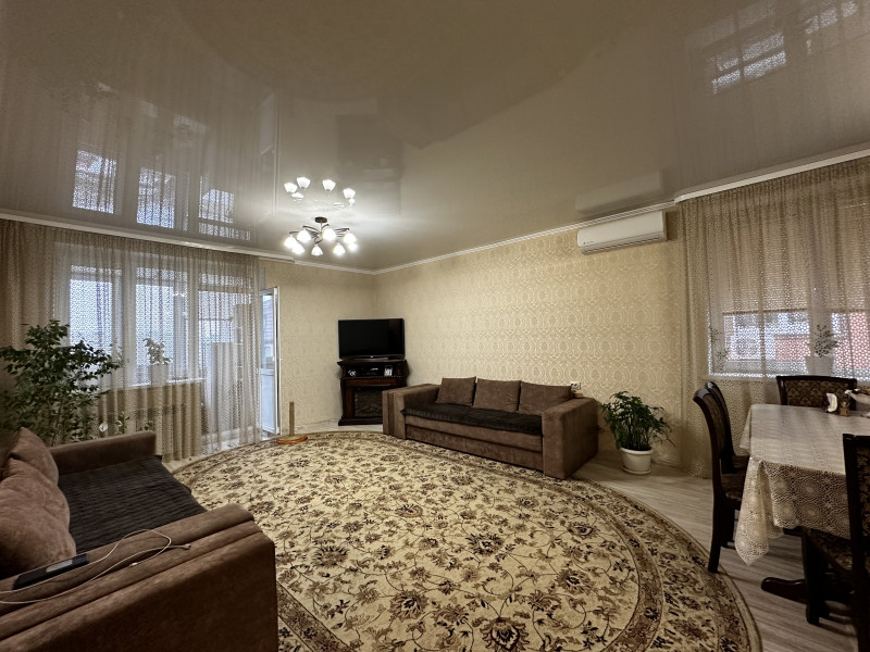 2 комнатная квартира на Орбитальная улица
, 60 кв метров в Ростове - фото 8