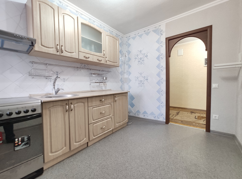 1 комнатная квартира на Королёва проспект
, 40 метров в Ростове - фото 2