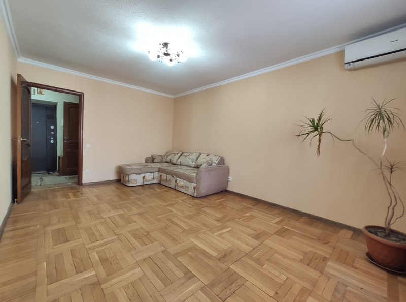 1 комнатная квартира на Королёва проспект
, 40 метров в Ростове - фото 7