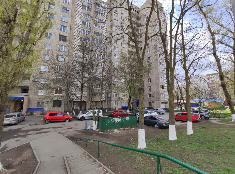 1 комнатная квартира на Королёва проспект
, 40 метров в Ростове - фото 12